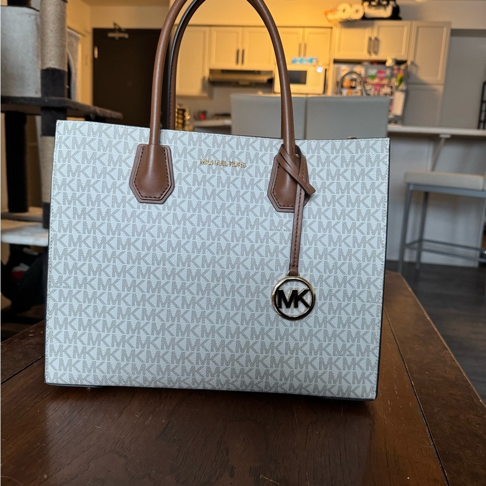 Michael Kors Cream and Brown Signature Tote